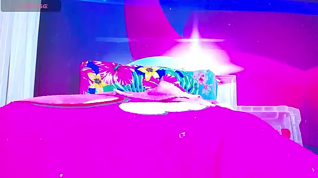 Cristalxxts webcam