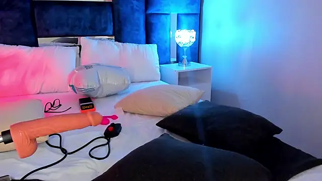 AmmyJones_ webcam