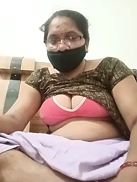 Menka_cut34 webcam