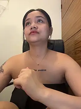 Welodynne - Female webcam sex chat