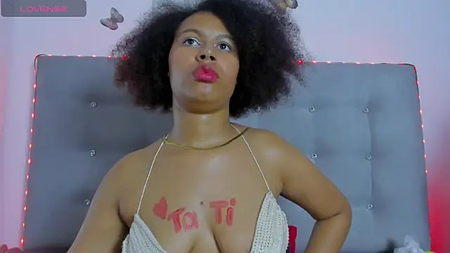 tatianasquirthot webcam