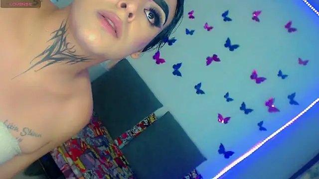 Perla_Hotcortes webcam