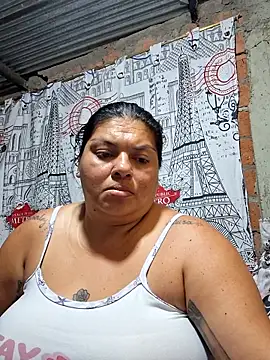 Juli_Powl webcam