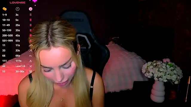 Ayla__Demir webcam