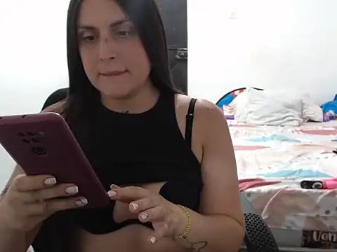 vicky_fun8 - Vicky_fun8's free webcam - UK Sex Cams