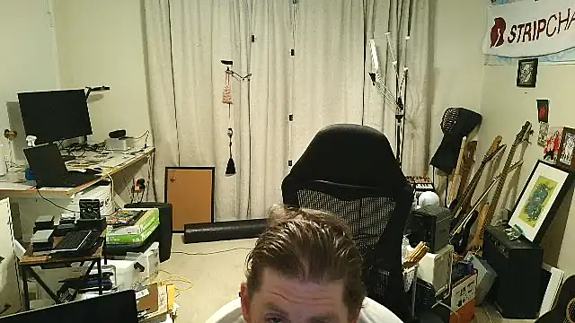 9VOLTT webcam