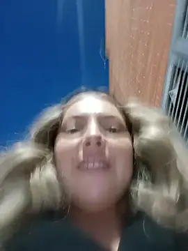 madelaine- webcam