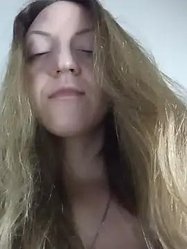 KattyLuuu webcam