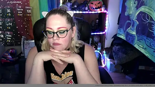 Kinky_Witch webcam