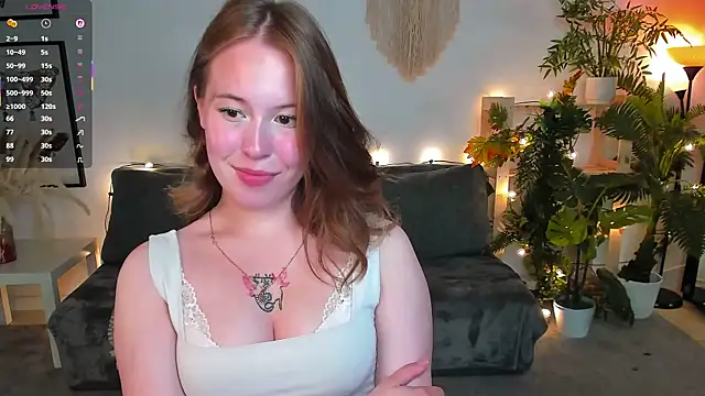 LanaRoselle webcam