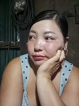 sary-hot2x webcam