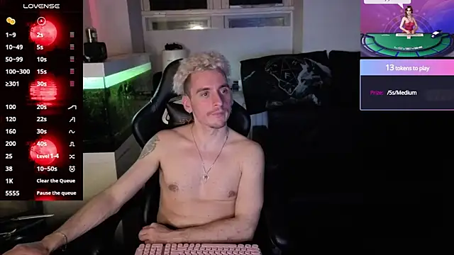 Rayzel_White webcam