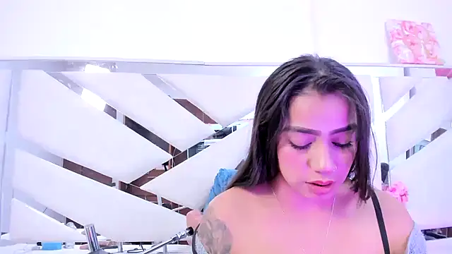 Sophia_RousX webcam