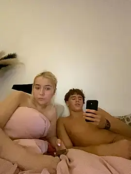 SofiaNLukaBabe webcam