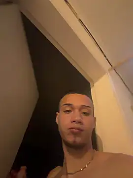 friends_lust_latin webcam