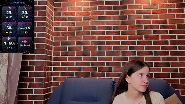 MyrtaMcclaney webcam