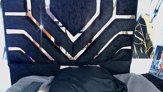 Sweetbloom_ webcam