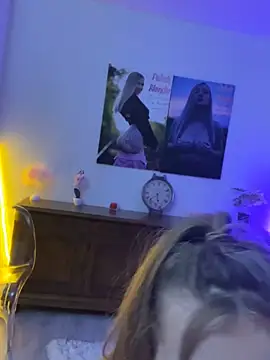 Cute-Alice webcam