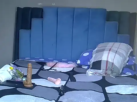 melanin_moon webcam