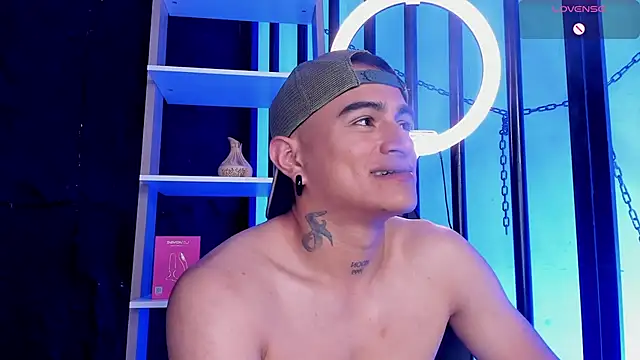 LiamDeep webcam