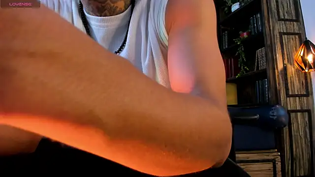 Donovan_Desmond webcam