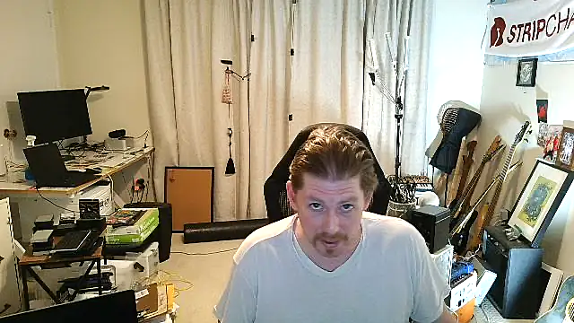 9VOLTT webcam
