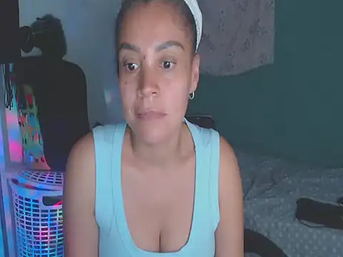 shayna_cute webcam