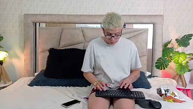 Evie_demn webcam