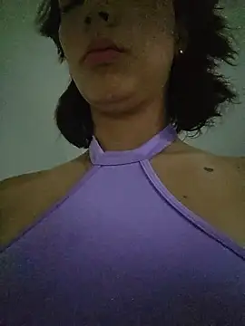 Kitty_San_xXx webcam