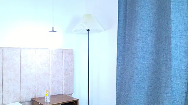 kaia_boobs webcam