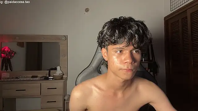 OopsAgain_ webcam