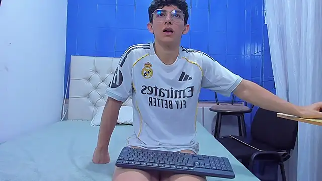 ElanGiraldo webcam