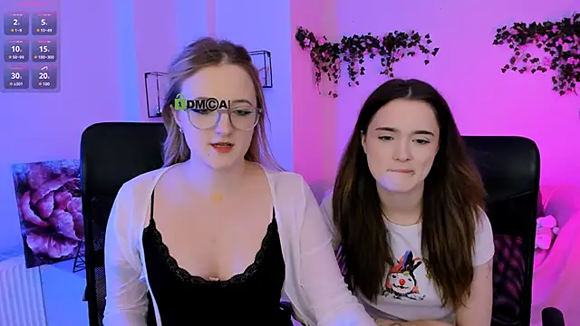 liana_kisses webcam