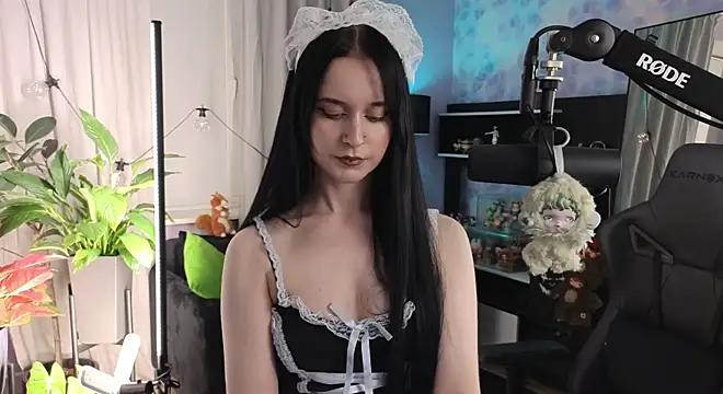 KiraLiLime webcam