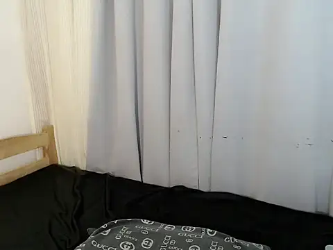 Ur_Goddes_Barbie webcam