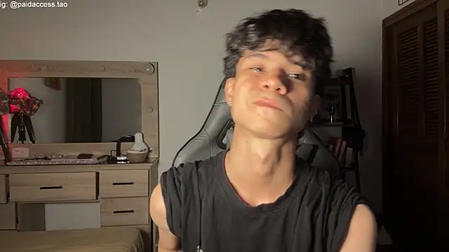 OopsAgain_ webcam