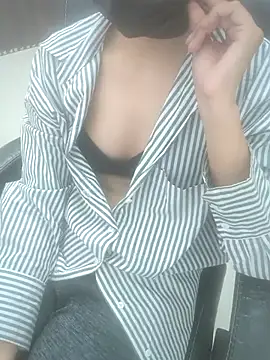 sushmita0 webcam