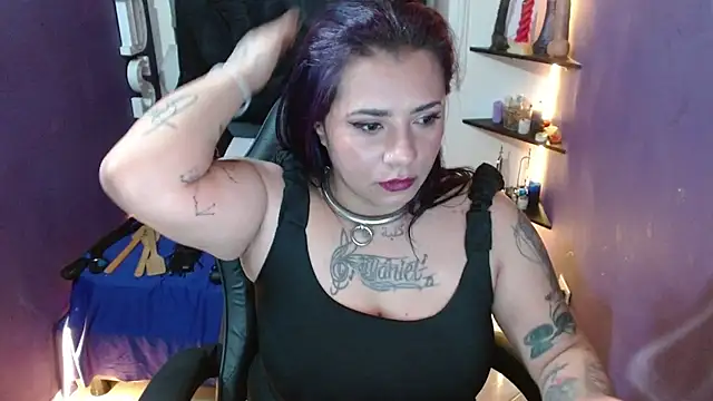 Alexa_Slavehot777 webcam