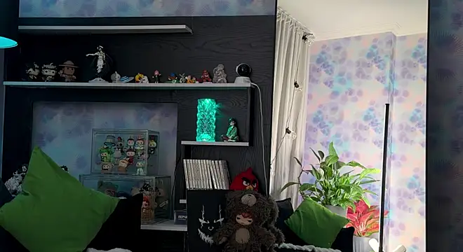 KiraLiLime webcam