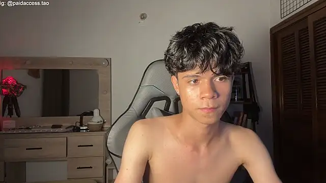 OopsAgain_ webcam