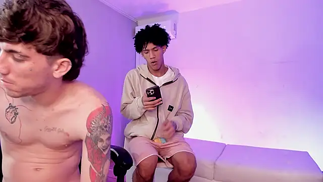 Handsomeboyss19 webcam