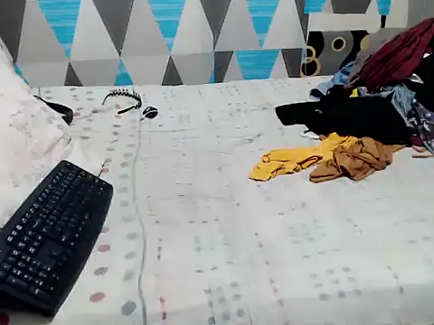 Trish_CurveCock webcam