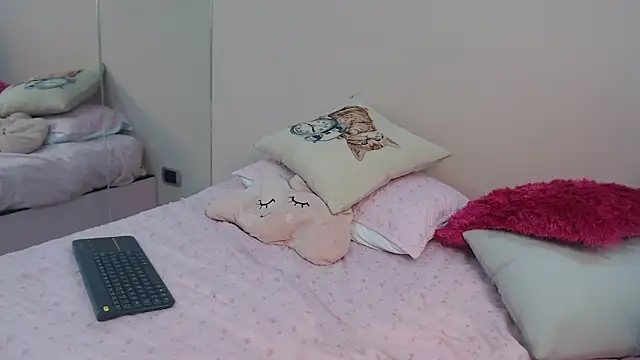 zooombee webcam