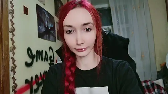 Roxy_Silver webcam