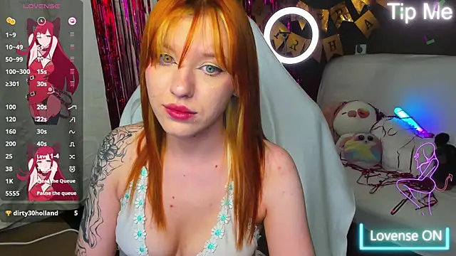 MeganNewCat webcam