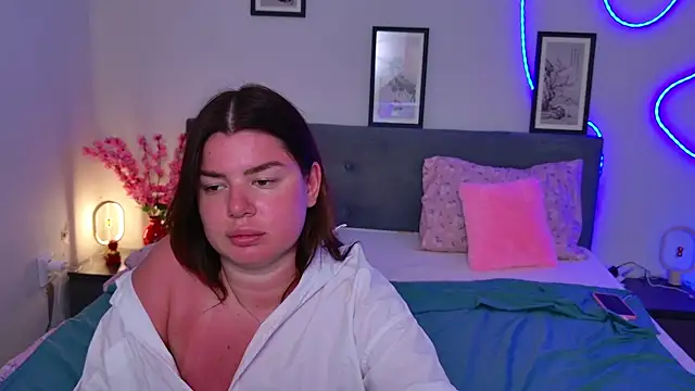 moneyforPeaches webcam