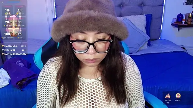 Kata_Bigboobs webcam