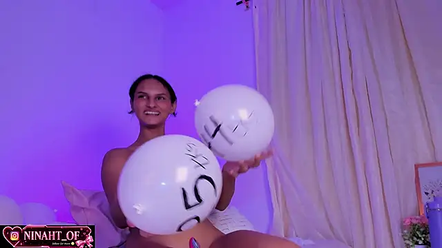 live cam feed Ninaht
