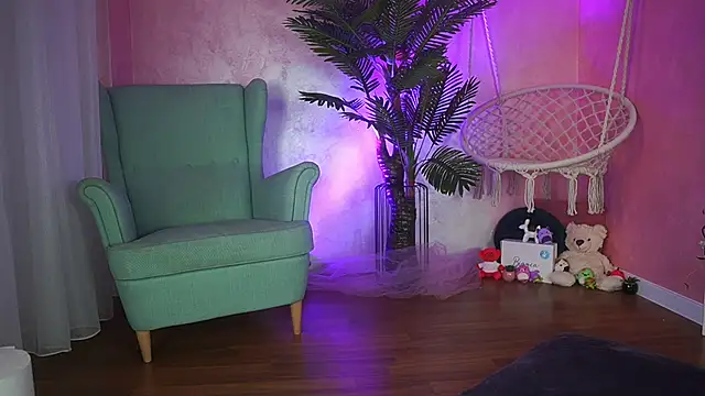 strip chat online LeilaBie