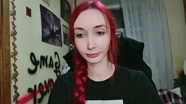 Roxy_Silver webcam